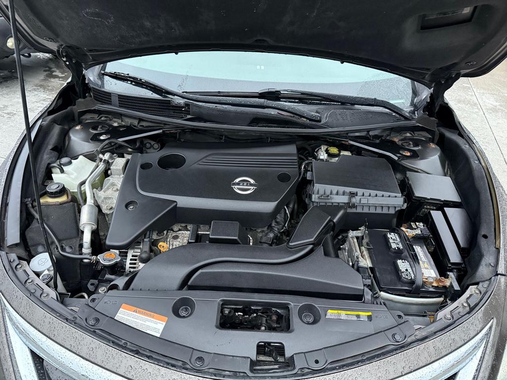 2015 Nissan Altima SV - Photo 29