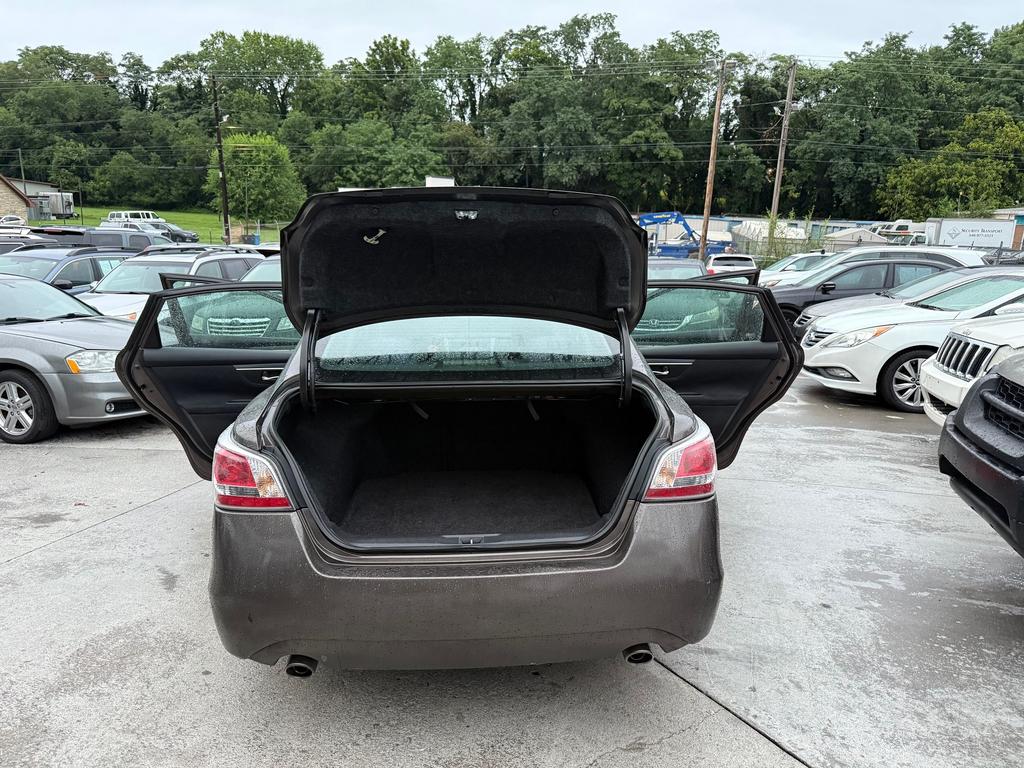 2015 Nissan Altima SV - Photo 20