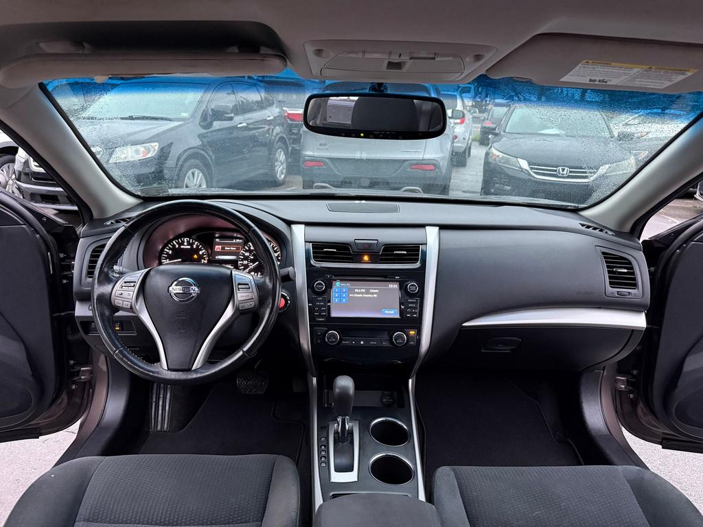 2015 Nissan Altima SV - Photo 17