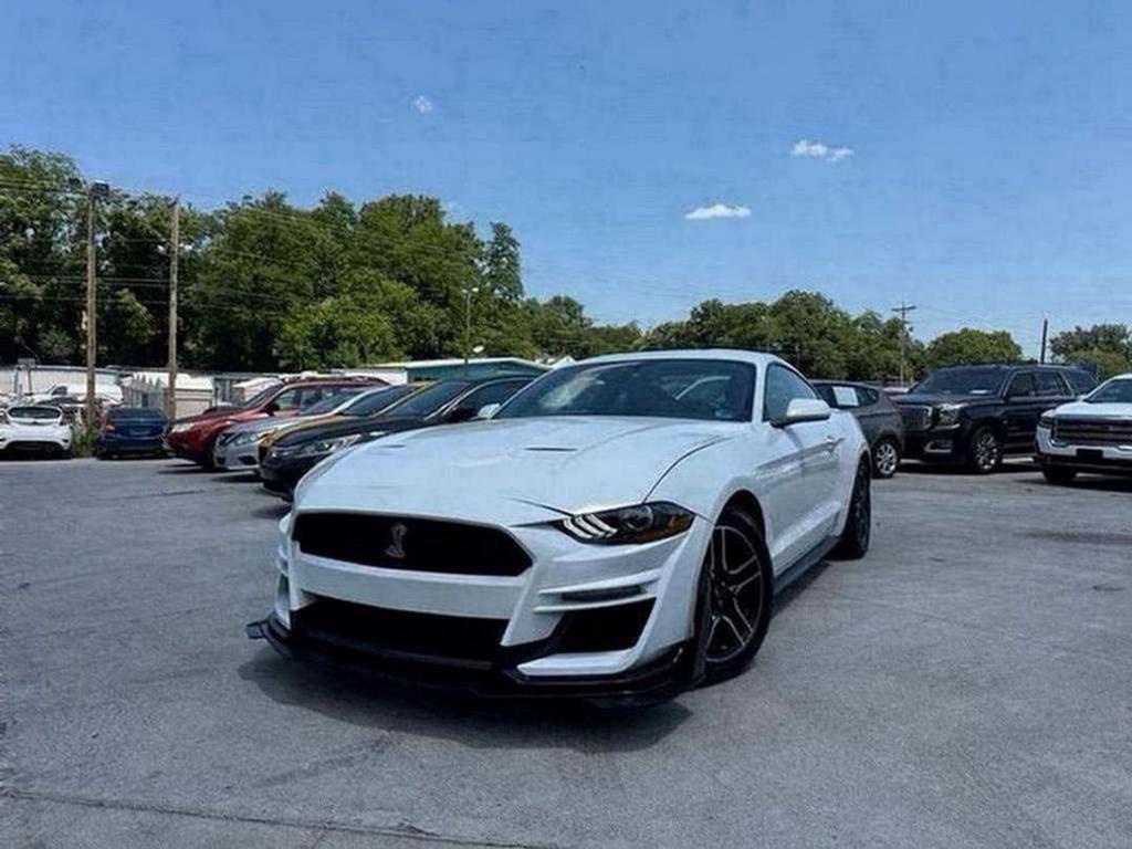 2020 Ford Mustang