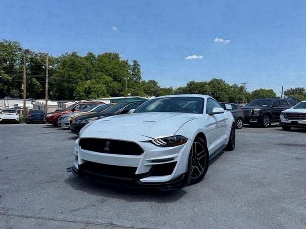 2020 Ford Mustang EcoBoost