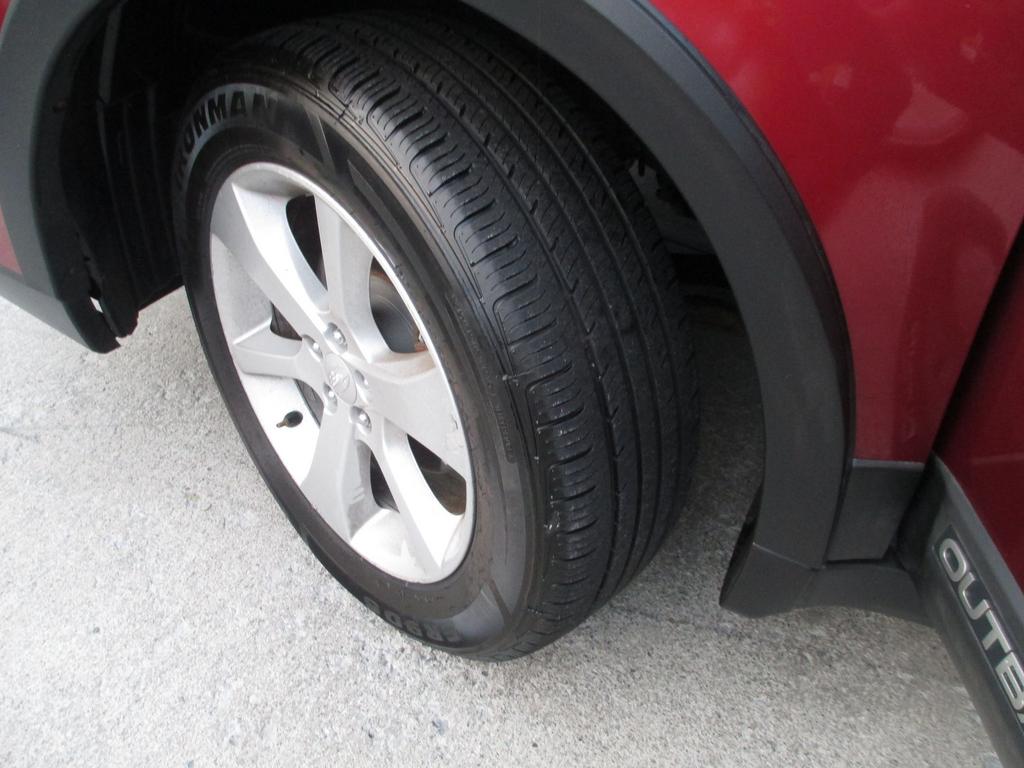 2013 Subaru Outback Premium - Photo 27