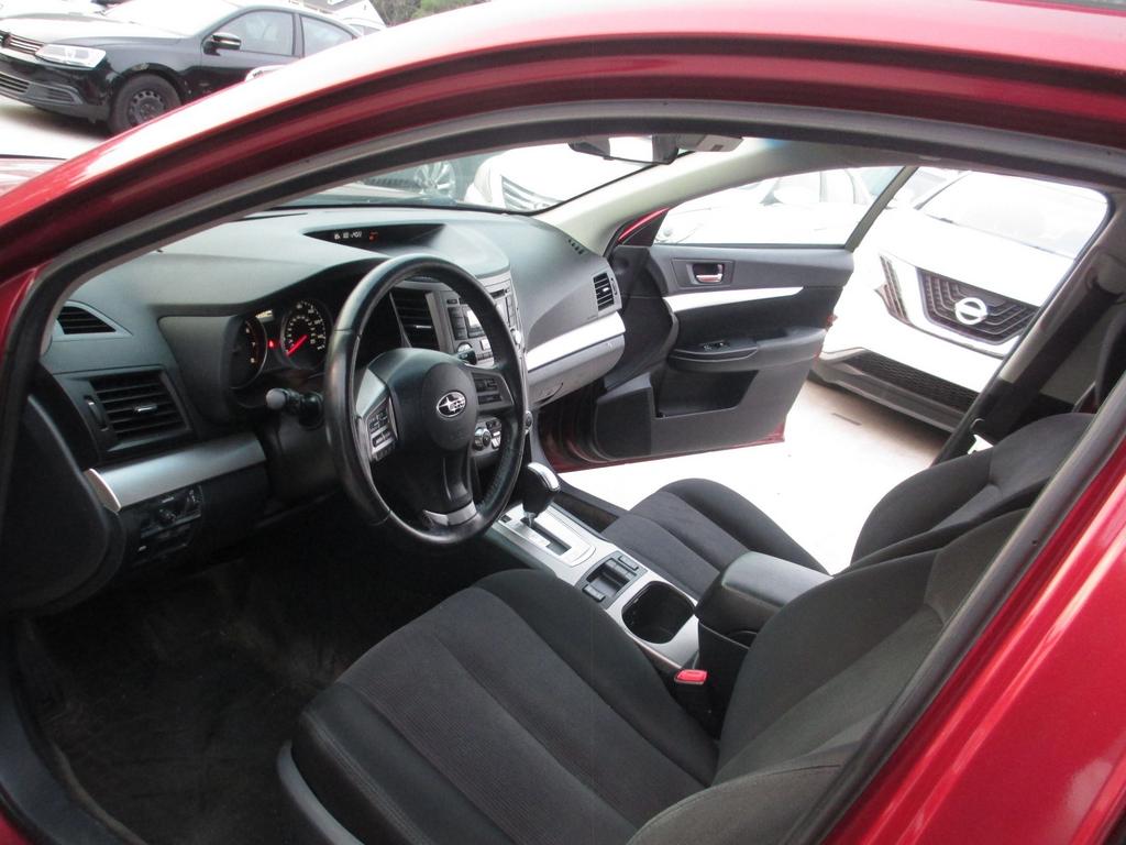 2013 Subaru Outback Premium - Photo 13