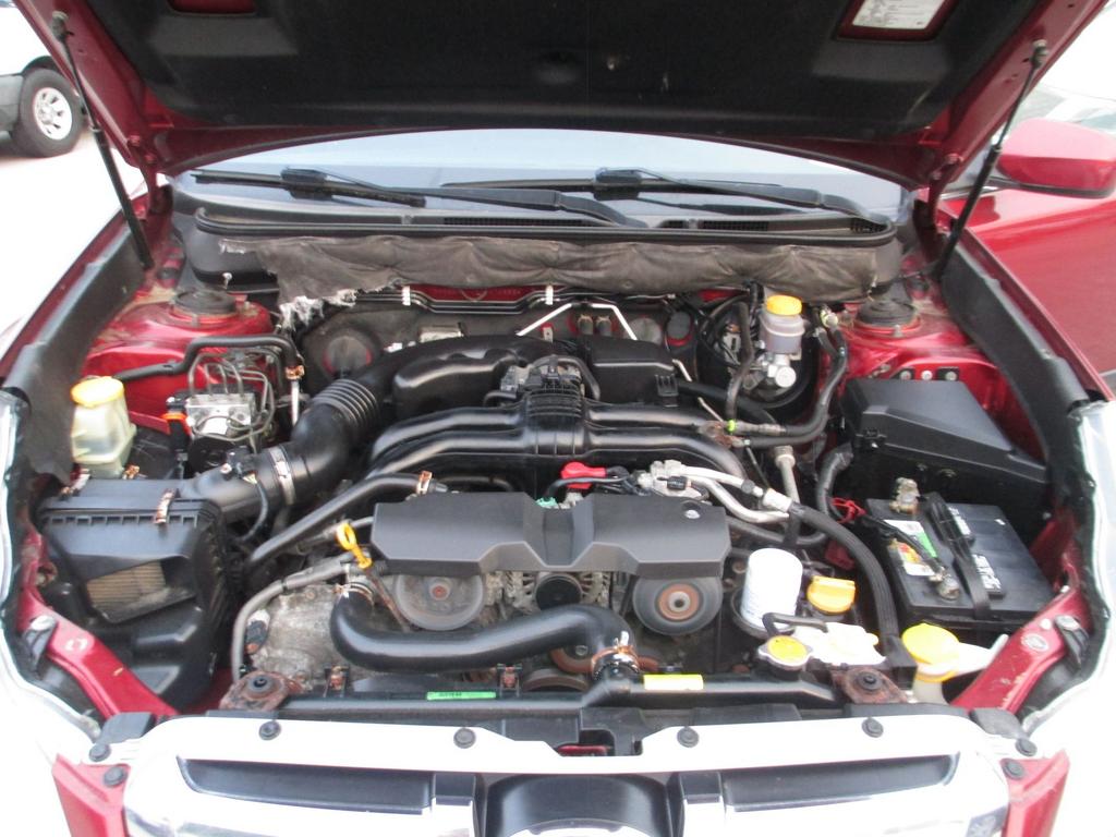 2013 Subaru Outback Premium - Photo 29