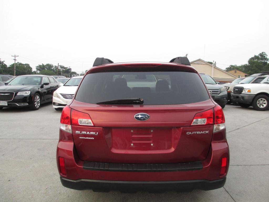 2013 Subaru Outback Premium - Photo 6