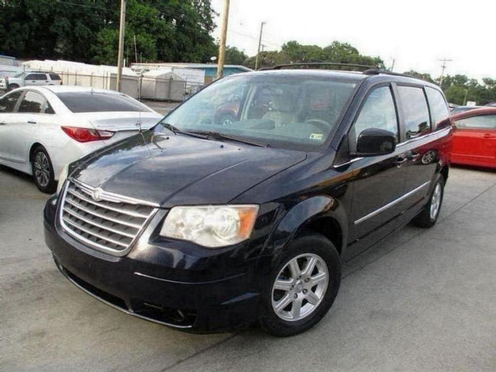 2010 Chrysler Town & Country