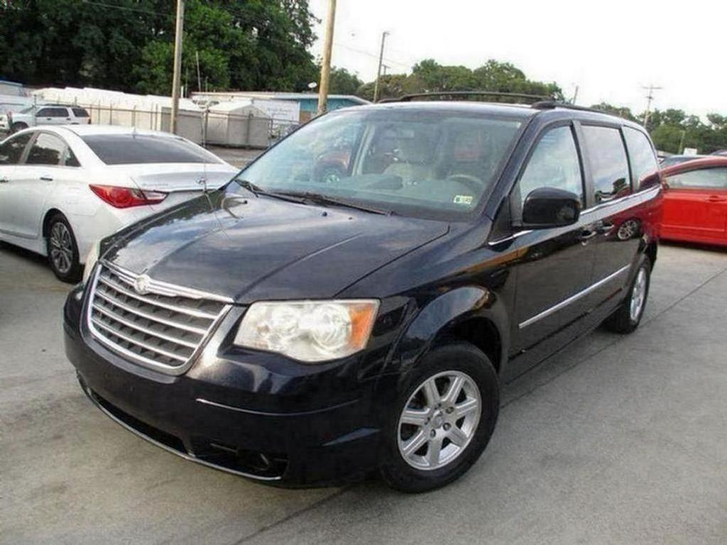 2010 Chrysler Town & Country